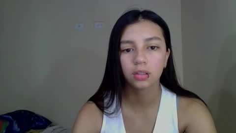 brad_and_emma293215 online show from 10/05/25, 07:34