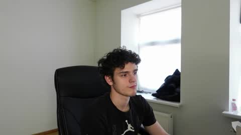 BRAD HOLLOWAY online show from 04/08/26, 02:50