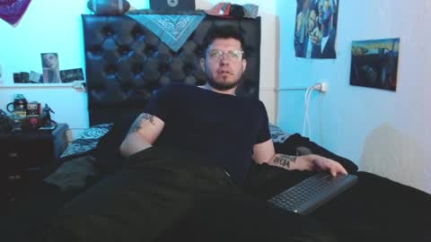 brad hot boy online show from 03/12/25, 04:13