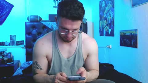 brad hot boy online show from 11/01/25, 10:34