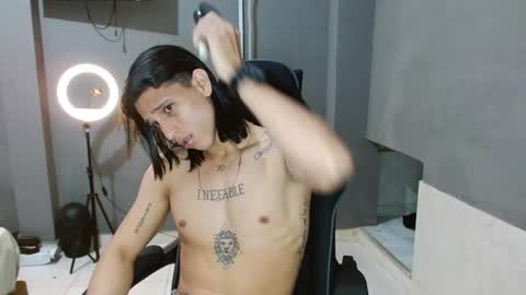 Snapshot of brad_wesley__ chatting on 12/18/24, 06:14 Brad online show from 12/18/24, 06:14