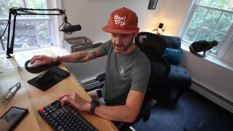 BradBronton online show from 10/14/25, 07:14