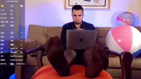 Bradley Colton Independ Model online show from 02/04/25, 12:11