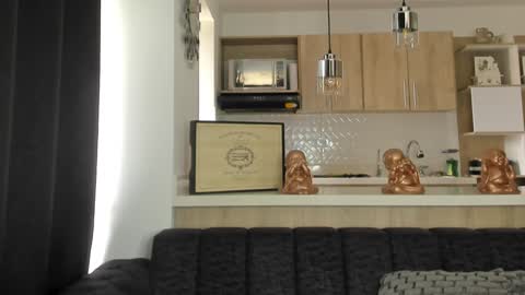 bradleymartin7 online show from 02/01/25, 05:47