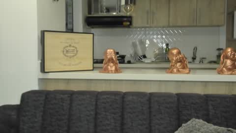 bradleymartin7 online show from 02/08/25, 06:01