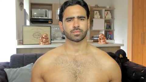 bradleymartin7 online show from 11/21/25, 06:28