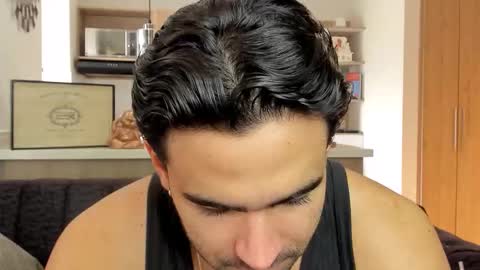 bradleymartin7 online show from 12/05/25, 05:31