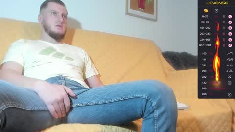 Snapshot of bradryder__ chatting on 12/11/24, 09:52 Call me Alex online show from 12/11/24, 09:52