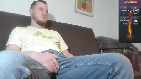 Snapshot of bradryder__ chatting on 02/03/25, 11:42 Call me Alex online show from 02/03/25, 11:42