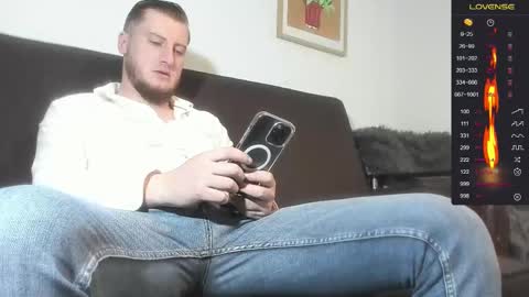 Snapshot of bradryder__ chatting on 02/26/25, 07:09 Call me Alex online show from 02/26/25, 07:09