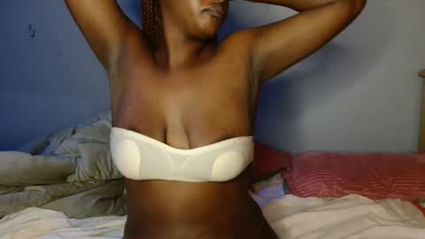 Snapshot of brailey65 chatting on 09/12/25, 01:38 brailey online show from 09/12/25, 01:38