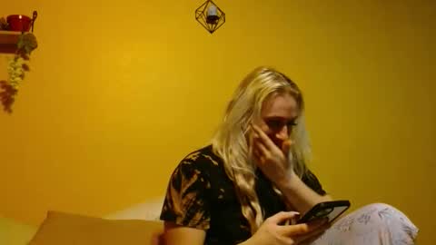 i am a naughty jedi knight online show from 03/16/26, 06:06