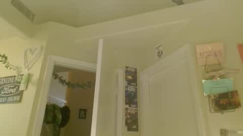 i am a naughty jedi knight online show from 05/16/26, 02:19