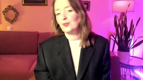 I see you X-twitter its braingirl online show from 03/29/26, 06:19