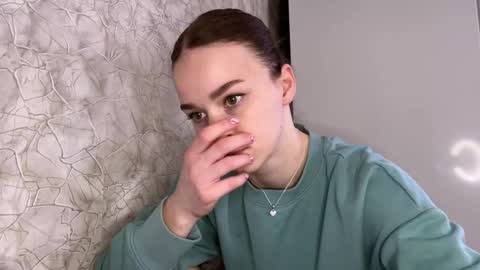 Kate online show from 03/17/26, 08:06