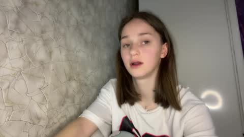 Kate online show from 04/11/26, 04:55