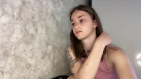 Kate online show from 06/25/26, 07:02