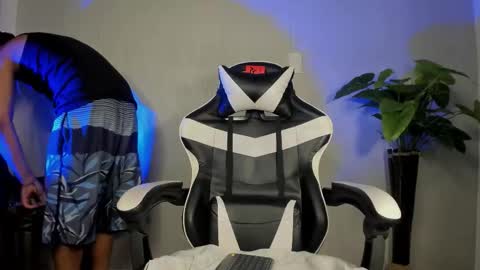 Brand  online show from 12/14/25, 08:30