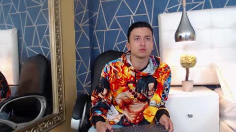 Snapshot of brandoncolee chatting on 01/13/25, 12:02 BrandonCole online show from 01/13/25, 12:02