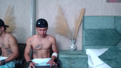 Snapshot of brandoncolee chatting on 01/15/25, 12:15 BrandonCole online show from 01/15/25, 12:15