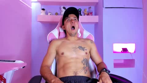 Snapshot of brandoncolee chatting on 01/16/25, 03:02 BrandonCole online show from 01/16/25, 03:02