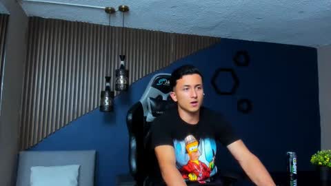 Snapshot of brandoncolee chatting on 01/19/25, 03:21 BrandonCole online show from 01/19/25, 03:21