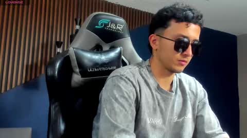 Snapshot of brandoncolee chatting on 01/25/25, 12:58 BrandonCole online show from 01/25/25, 12:58