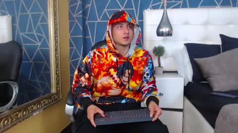 Snapshot of brandoncolee chatting on 01/26/25, 12:22 BrandonCole online show from 01/26/25, 12:22