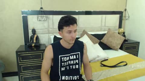 Snapshot of brandoncolee chatting on 01/27/25, 04:11 BrandonCole online show from 01/27/25, 04:11