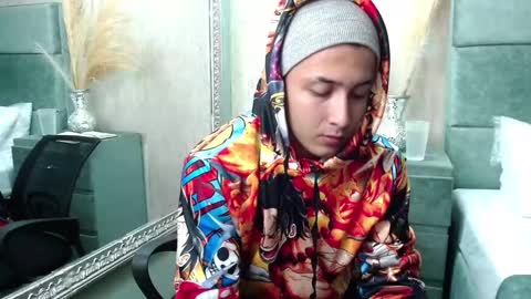 Snapshot of brandoncolee chatting on 02/02/25, 12:46 BrandonCole online show from 02/02/25, 12:46