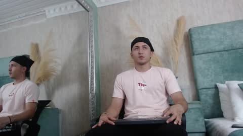 Snapshot of brandoncolee chatting on 02/03/25, 12:36 BrandonCole online show from 02/03/25, 12:36