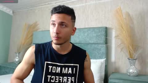 Snapshot of brandoncolee chatting on 02/13/25, 03:03 BrandonCole online show from 02/13/25, 03:03