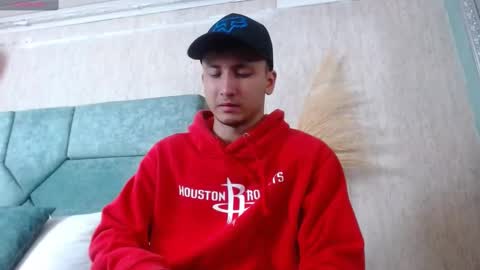 Snapshot of brandoncolee chatting on 02/25/25, 12:13 BrandonCole online show from 02/25/25, 12:13