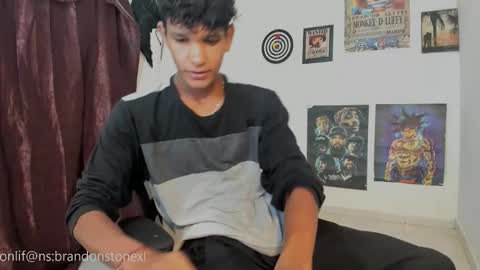 Snapshot of brandonstonexl chatting on 09/17/25, 10:22 Brandon Stone online show from 09/17/25, 10:22