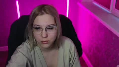 Snapshot of brandy__stars chatting on 01/20/25, 03:15 Belle online show from 01/20/25, 03:15