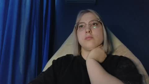 Belle  online show from 03/12/26, 02:50