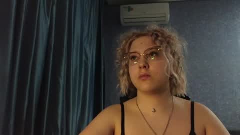 Belle  online show from 04/09/26, 03:17