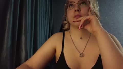 Belle  online show from 04/15/26, 01:40