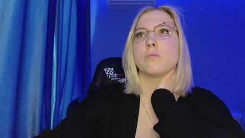 Belle  online show from 05/21/26, 10:00