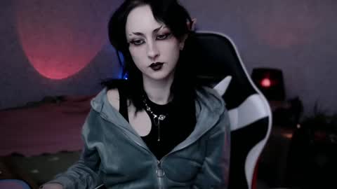 Snapshot of brandy_queen chatting on 03/18/26, 11:46 Aurorabut ur dad just calls me Rory online show from 03/18/26, 11:46