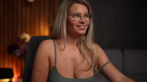 Alex online show from 01/21/25, 05:05