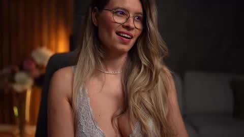 Alex online show from 11/18/25, 05:23