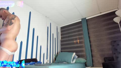 Snapshot of branfonhot chatting on 12/04/24, 04:32 Instagram twitter BRAN LOPEZ online show from 12/04/24, 04:32