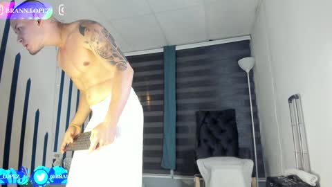 Instagram             twitter BRAN LOPEZ  online show from 12/31/24, 03:55