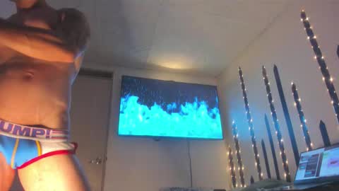 Snapshot of branfonhot chatting on 09/26/25, 05:33 Instagram twitter BRAN LOPEZ online show from 09/26/25, 05:33