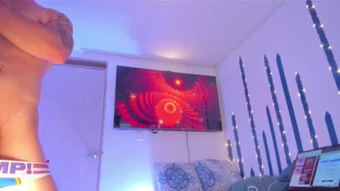 Snapshot of branfonhot chatting on 10/04/25, 06:06 Instagram twitter BRAN LOPEZ online show from 10/04/25, 06:06