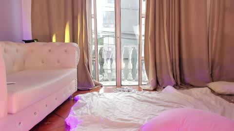   online show from 02/04/25, 03:36