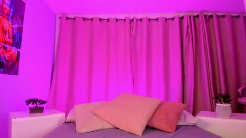   online show from 04/05/26, 06:10