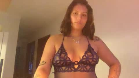 brasileira0707 online show from 05/18/26, 08:14