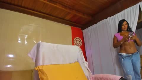 Yasmin online show from 04/05/26, 12:19